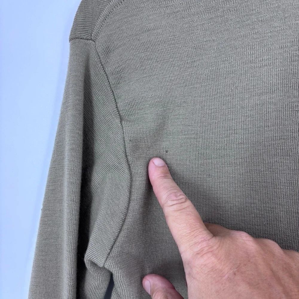VTG 70s Gulmarg Beauty V-Neck Wool Sweater Mens S (Tag 36) Olive Brown *FLAWS